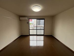 ヴィラージュＷｅｓｔ 0203号-2