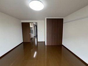 ヴィラージュＷｅｓｔ 0203号-3