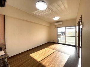 レジデンス大井手 2C号-2
