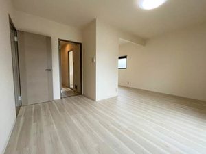 ラ・ムールＫ E101号-3