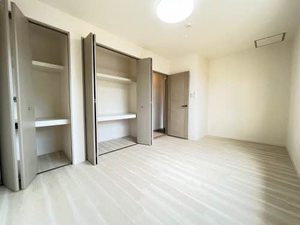 ラ・ムールＫ E101号-9