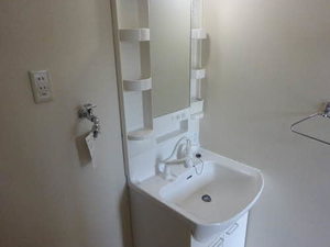 ＡＦＬＯＡＴ　２番館 B101号-3