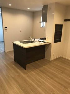 Ａｎｄａｎｔｅ 0301号-8