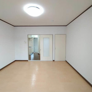 ホワイトピアニ 0205号-2