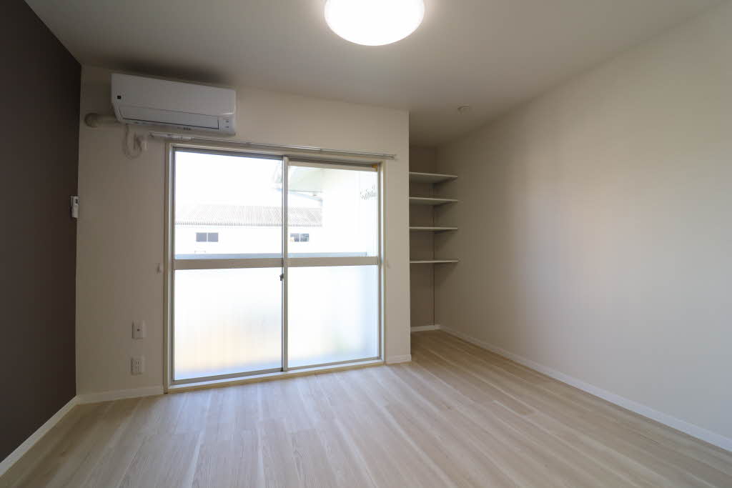 スプリングタウンKOBA B201号-2