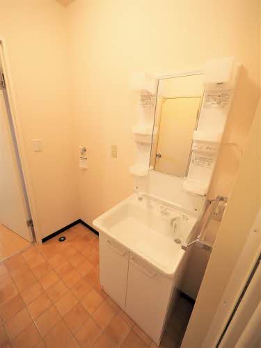 カーサ滝ノ水 H202号-13