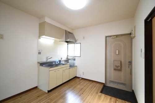 平和ハウス A202号-3