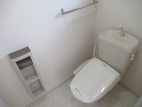 サンビレッジ石川 A201号-8