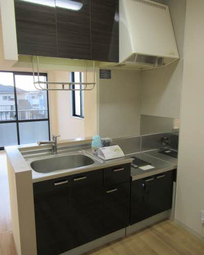 サンビレッジ石川 B201号-4