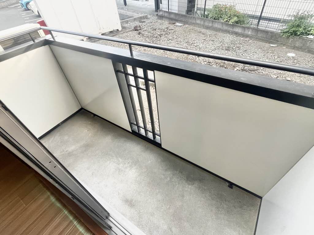 アゼリア大岡 B101号-15