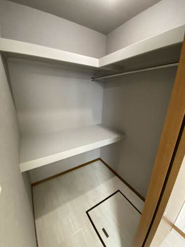 アゼリア大岡 B102号-6