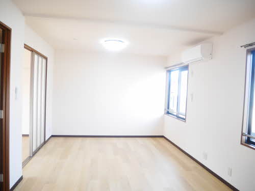 ドミールマリノⅡ B202号-2