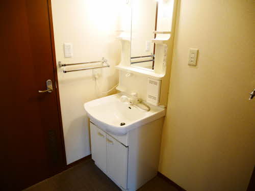 ドミールマリノⅡ C202号-5