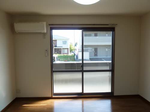 メゾン薫 C101号-3