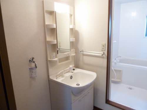 メゾン薫 C101号-6