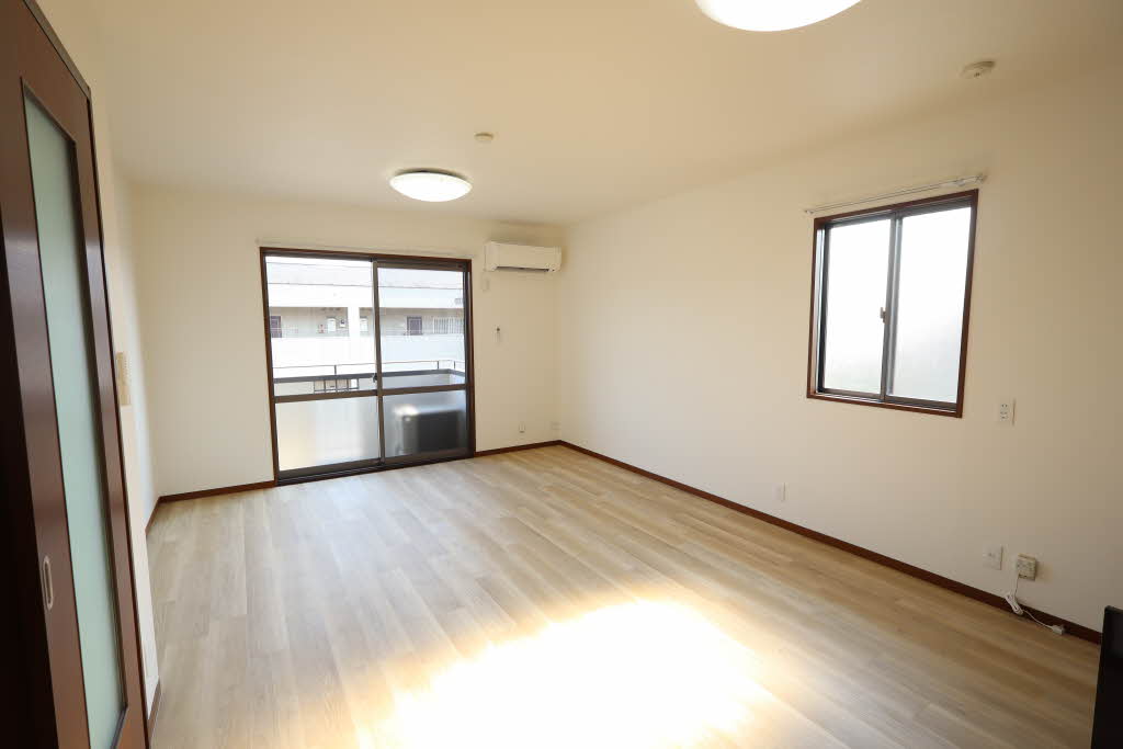 メゾン薫 C202号-4