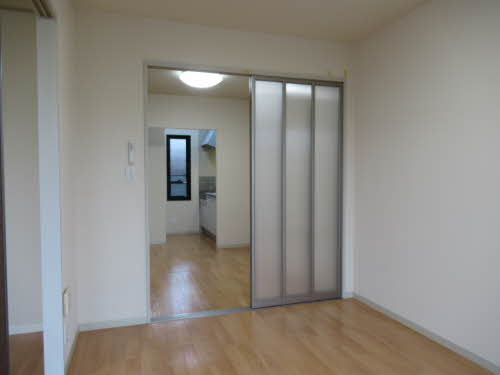 パティオ B102号-3