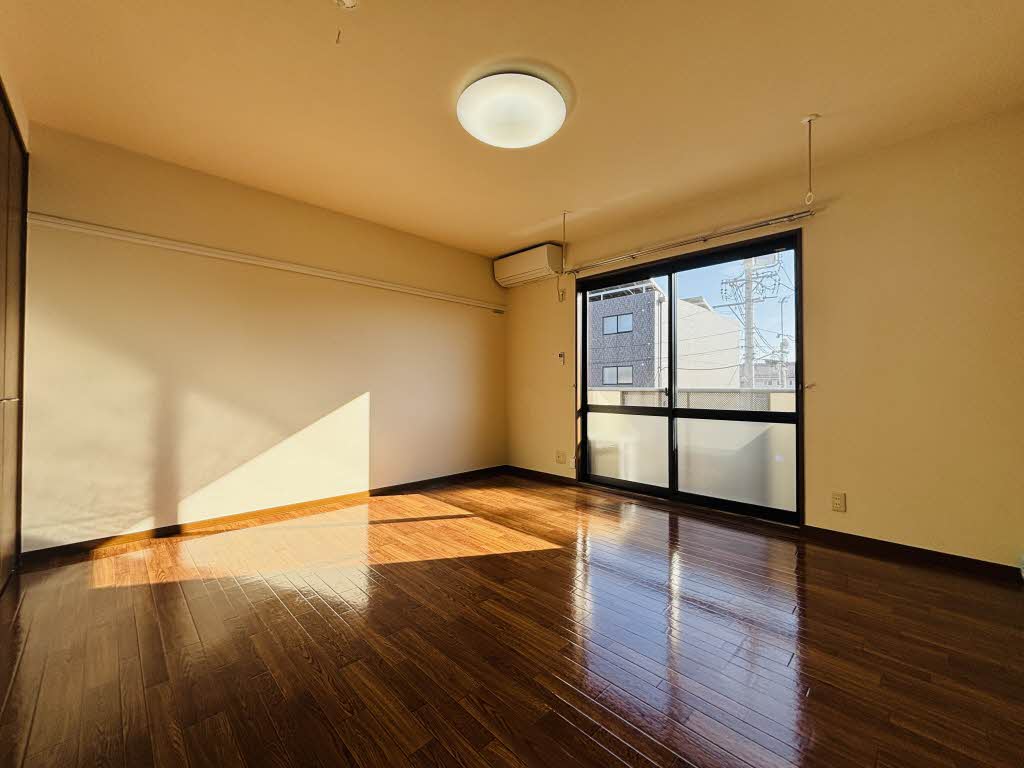 メゾン・ド・ルミエール B203号-4