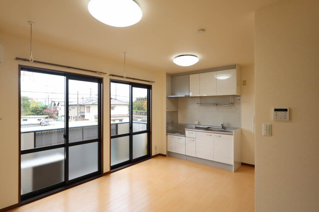 ルミエールリバーⅢ C202号-5