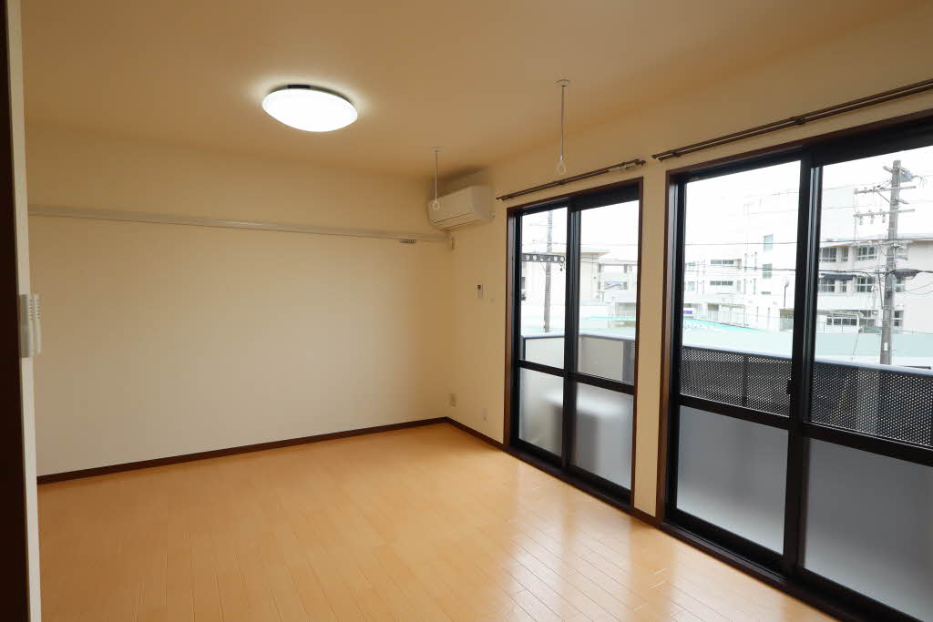 ルミエールリバーⅢ C202号-9