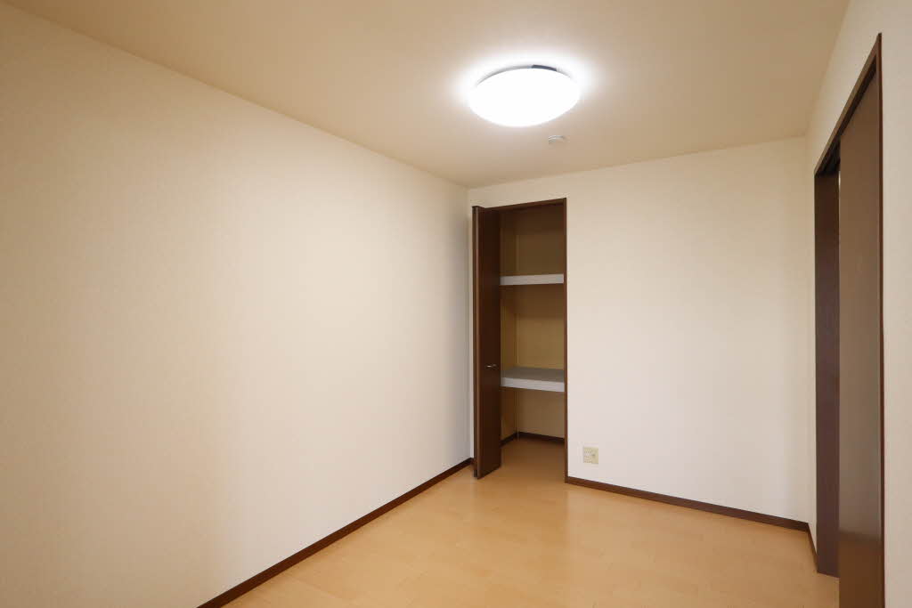 ルミエールリバーⅢ C202号-10