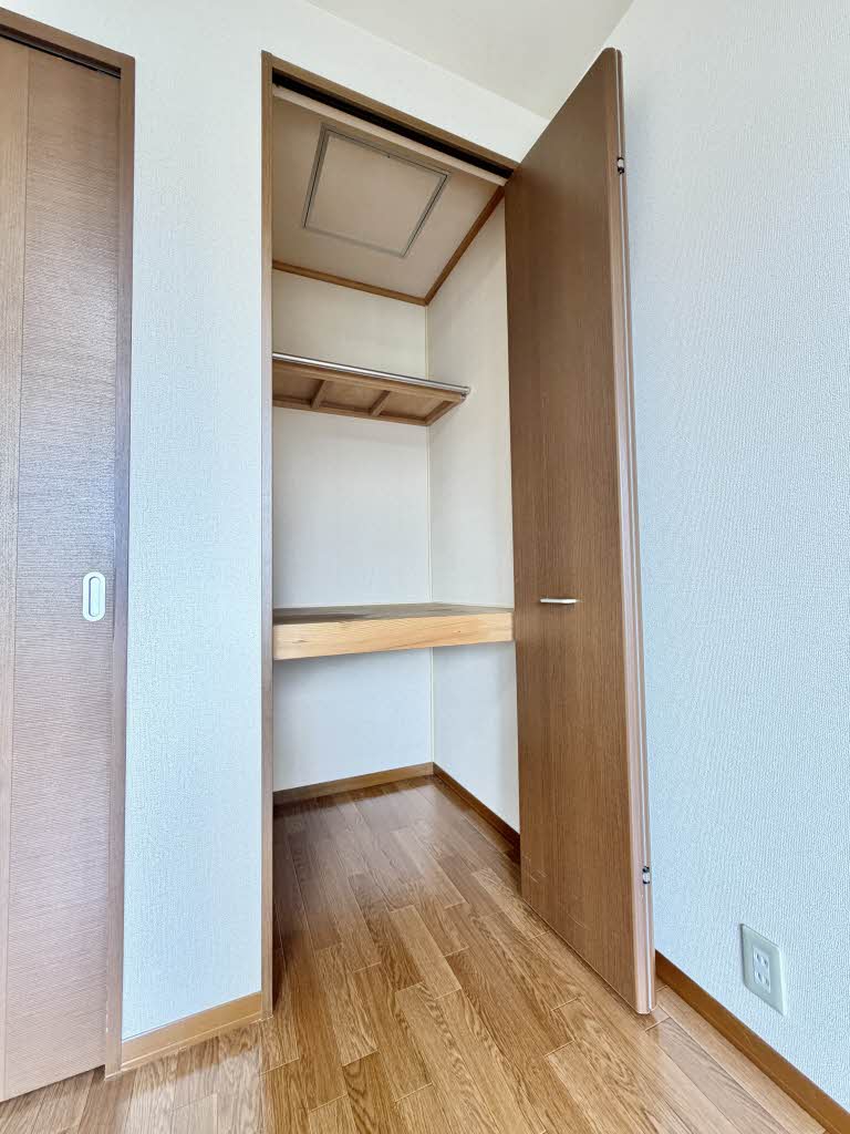 シャーメゾンランブル E202号-2