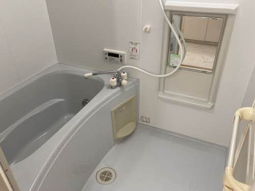 ＦＯＵＲ　ＳＥＡＳＯＮＳ 0102号-5