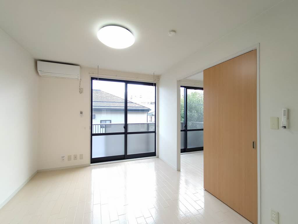 フォーレスオーク B201号-2