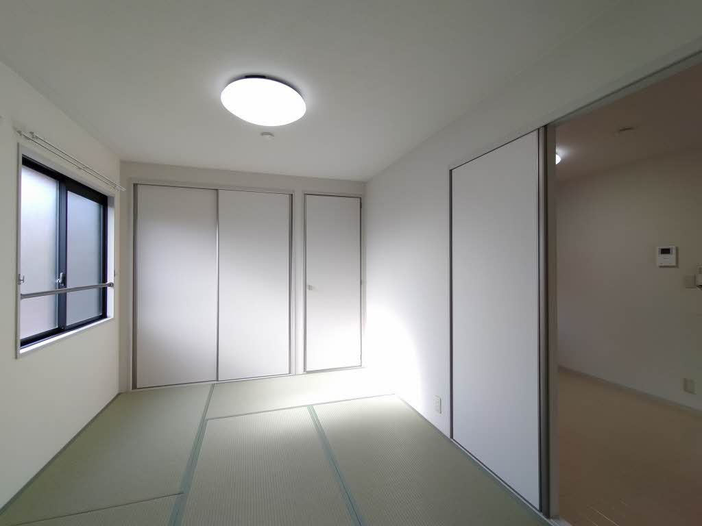 フォーレスオーク B201号-12