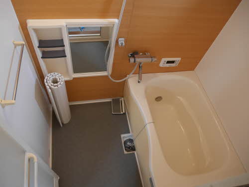 ファミーユベール A202号-5