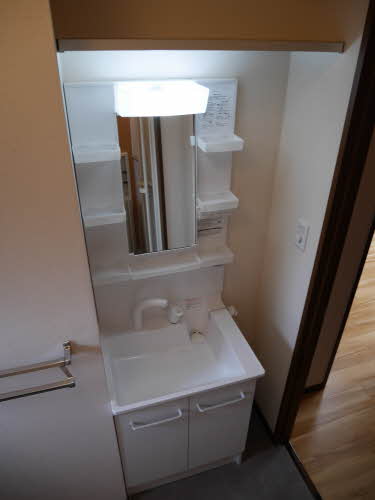 ファミーユベール A202号-6