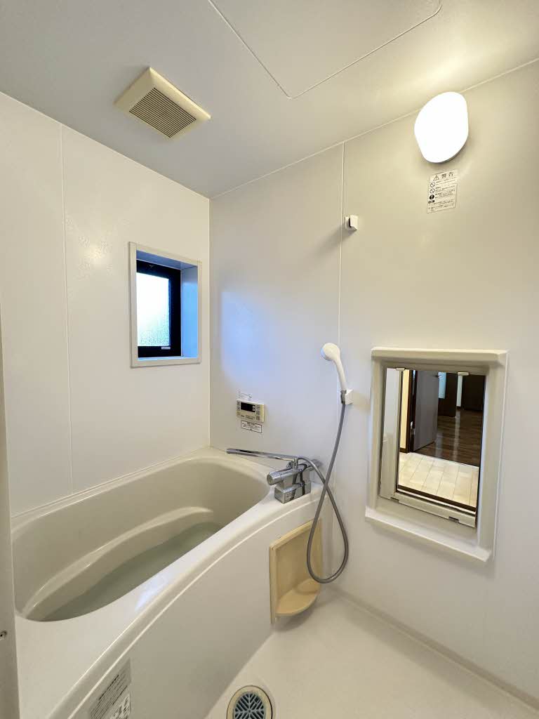 シャーメゾンエテルノ A202号-6