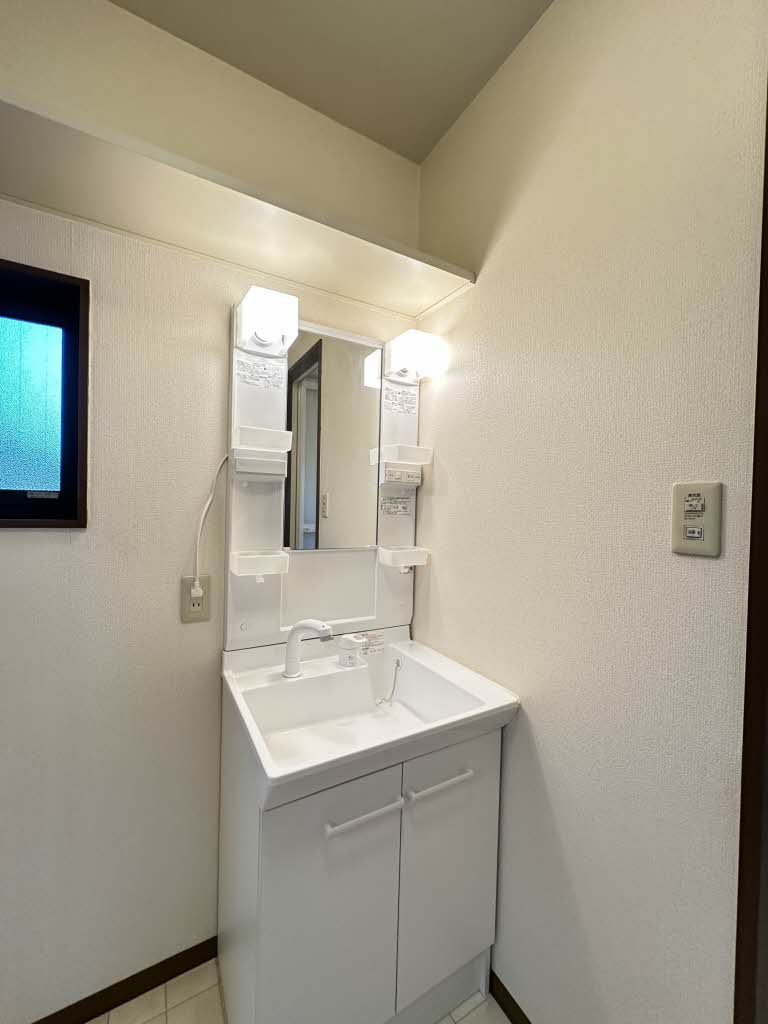 シャーメゾンエテルノ A202号-7