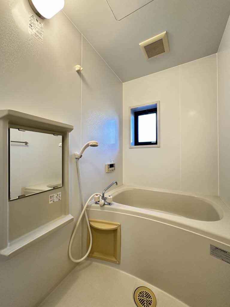 シャーメゾンエテルノ B202号-6