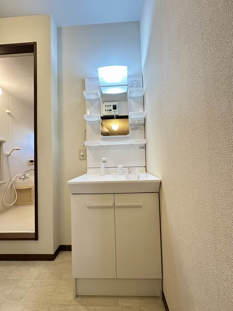 シャーメゾンエテルノ B202号-7