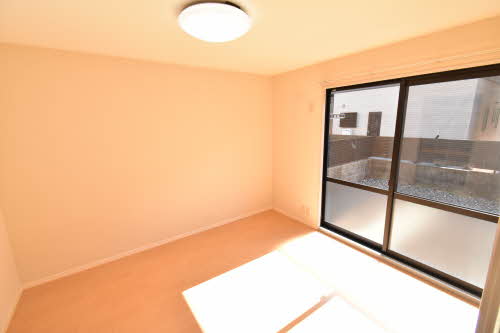 グローリア B101号-3