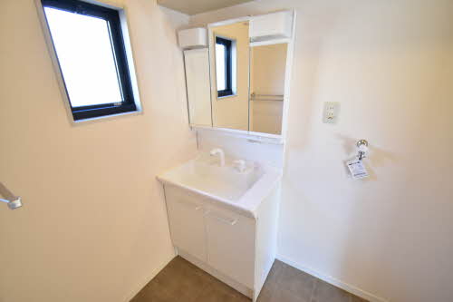 グローリア B101号-7