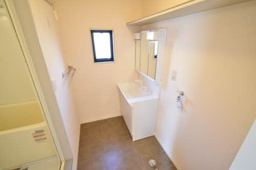 グローリア B101号-13