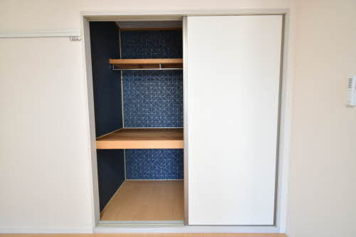 グローリア B102号-8