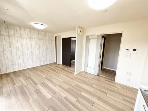 ハイエストハウス B201号-4