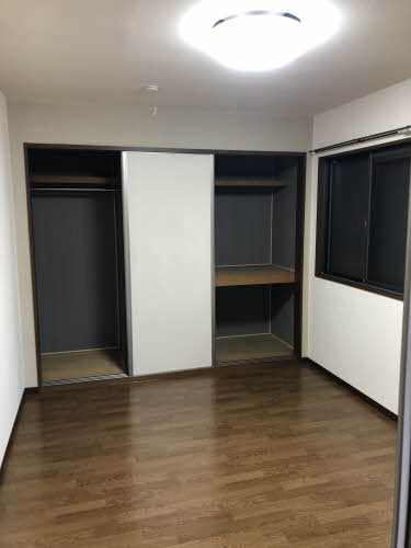 コートバリュージュ D201号-4