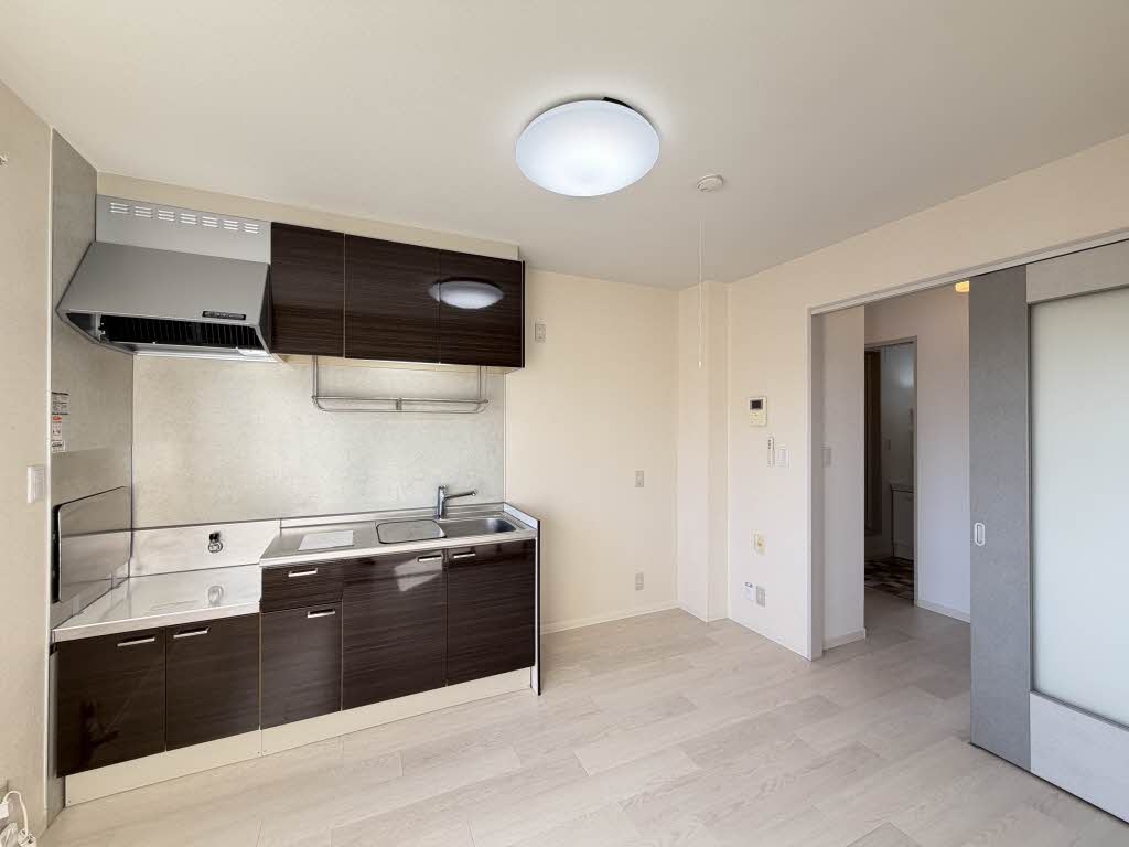 ミレニアム 0102号-8