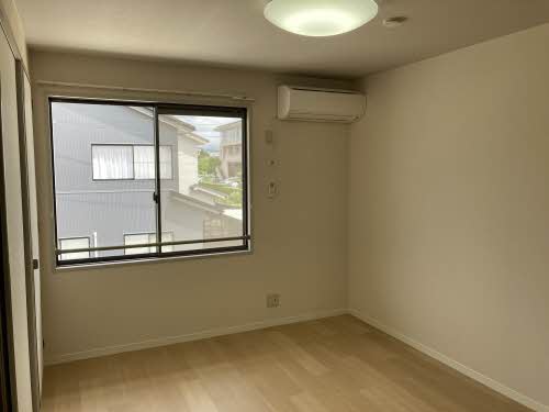 ディアス泉本町 A201号-8