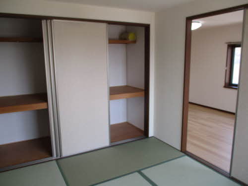 ユニヴェルソ B205号-11