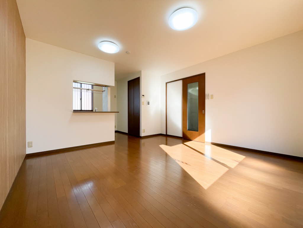 セレーノ鳥羽見 B102号-2