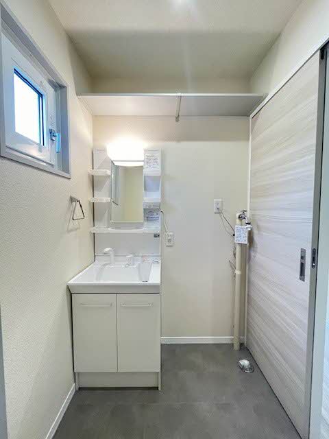 バリュージュ住吉 N102号-7