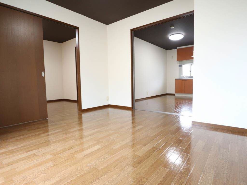 バリュージュ野沢 B201号-2