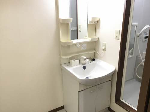 アベニール A202号-9