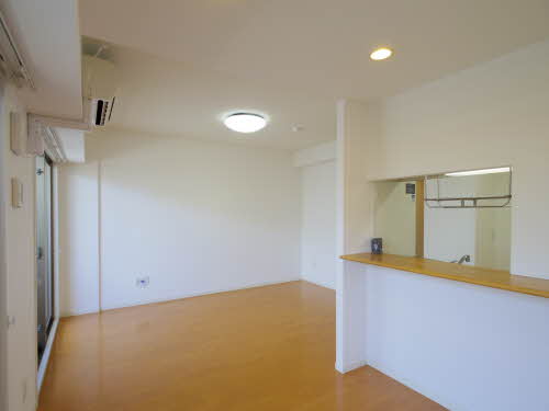 Ｙ’ｓ　ｃｏｕｒｔ 0402号-2