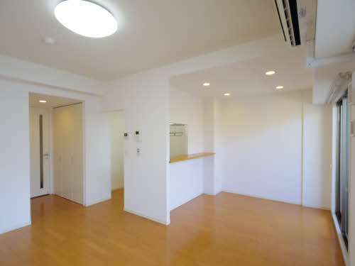 Ｙ’ｓ　ｃｏｕｒｔ 0402号-3